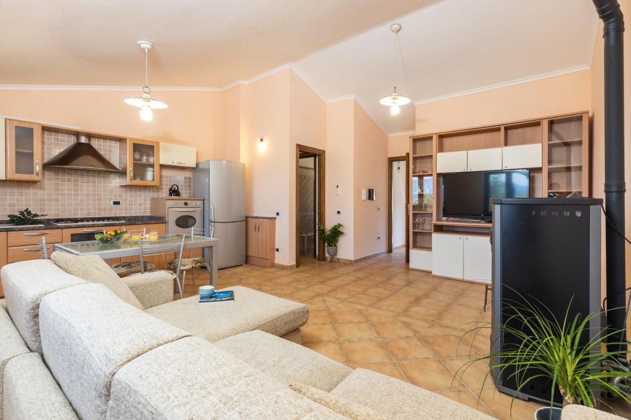 Ferienwohnung Casa Con Barbecue Àrbatax Exterior foto